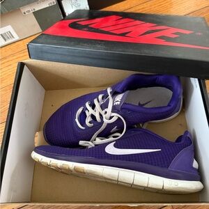 Nike Purple and White Running Shoes